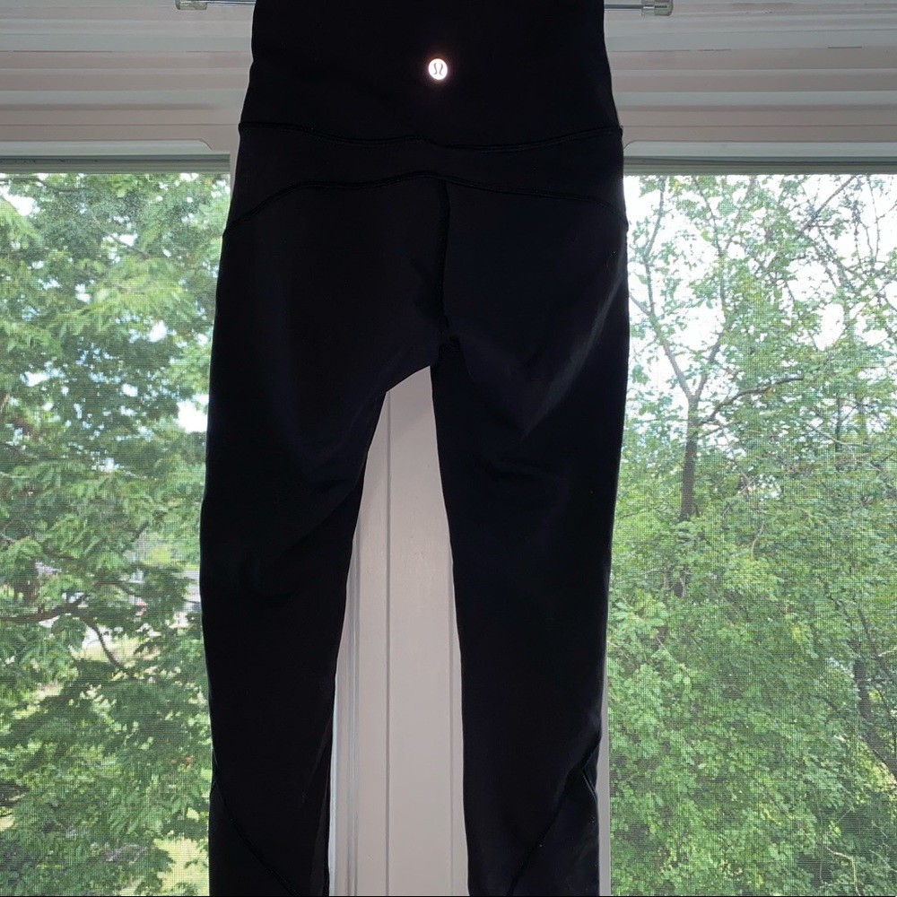 Black Lululemon Capris Back Phone Pocket Size 2